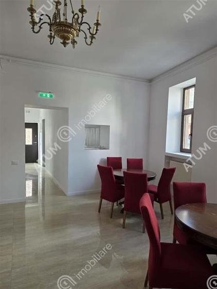 Vila 10 camere fiecare cu baie proprie in zona Central Istorica Sibi - 16