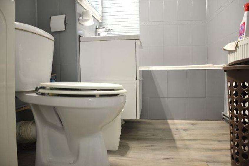 Luminos, bine pozitionat! Inchiriere apart cu 3 dormitoare - Targoviste, Micro 1 - 9