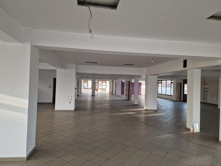 De Vanzare sau inchiriere Spatiu comercial Burdujeni - 1
