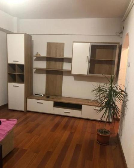 1 camera in zona Bucovina - 3