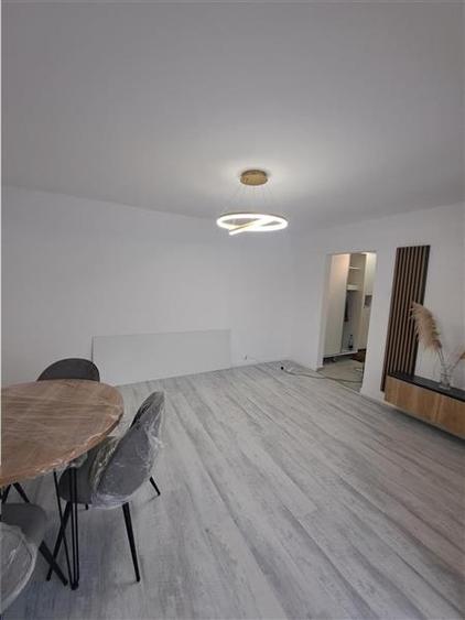 3 CAMERE, RECENT RENOVAT, MOBILAT SI UTILAT, CIRCUMVALATIUNII! - 4