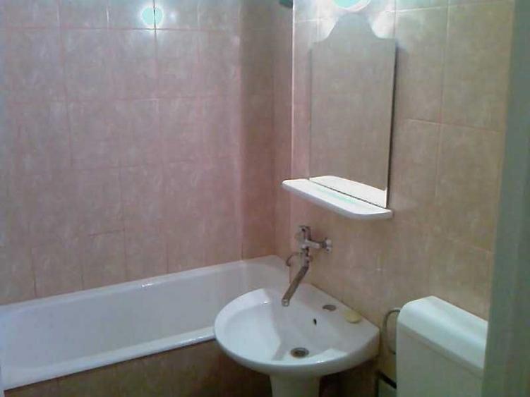 Inchiriere apartament o camera in zona Circumvalatiunii - 3