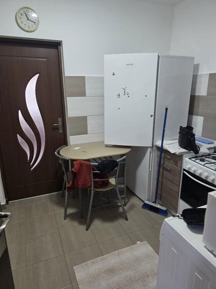 Inchiriez garsoniera zona Vlaicu! - 3