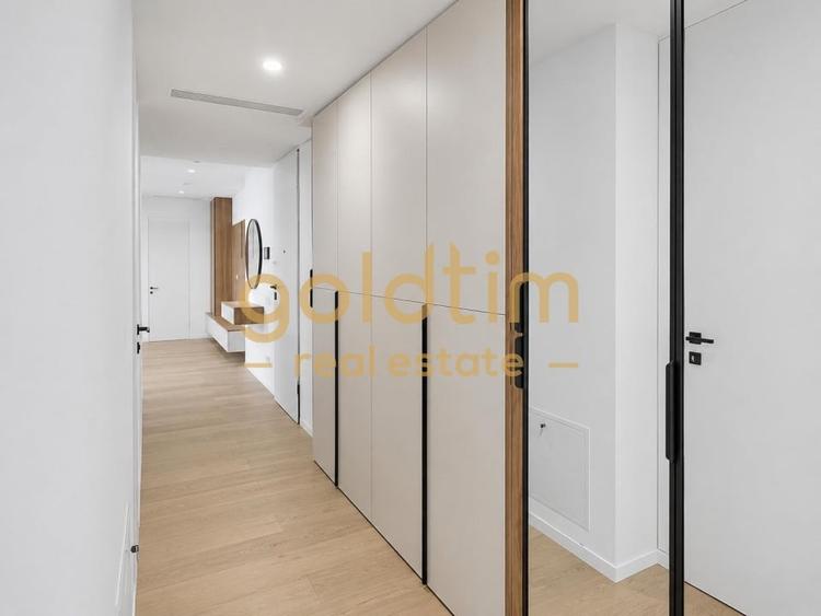 Apartament cu 4 camere decomandat, mobilat în Băneasa