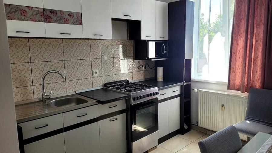 Apartament cu 2 camere semidecomandat în Ultracentral