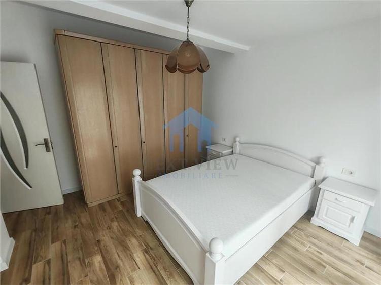 Apartament cu 3 camere decomandat în Gruia