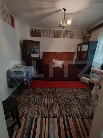 Casă individuală cu 3 camere cu Teren 2310 Mp în Vulcana-Băi