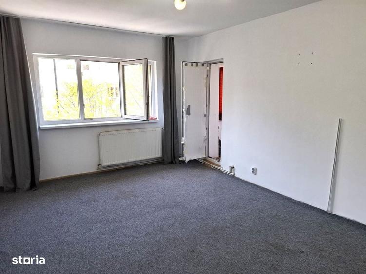 Apartament cu 3 camere decomandat în Unirii Sud