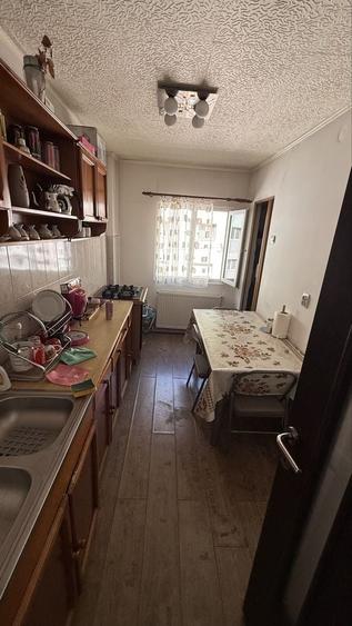 Apartament cu 2 camere decomandat în Exterior Vest