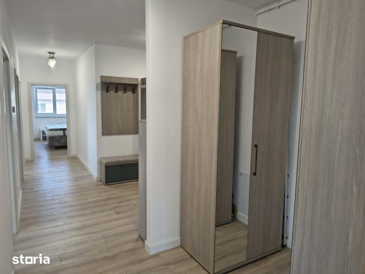 Apartament cu 3 camere decomandat în Cetate