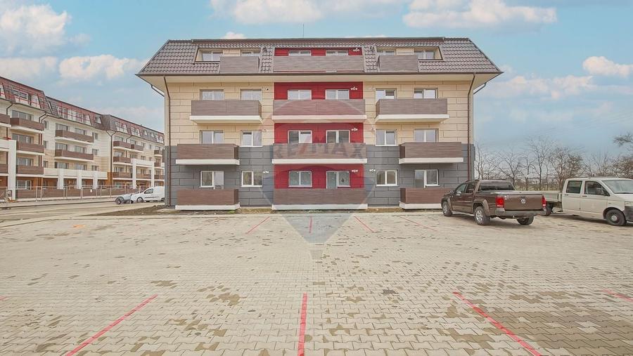 Apartament 3 Camere de Vânzare în Subcetate City 2, Sânpetru, Brașov - 1