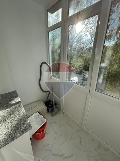 Apartament cu 2 camere semidecomandat în George Enescu