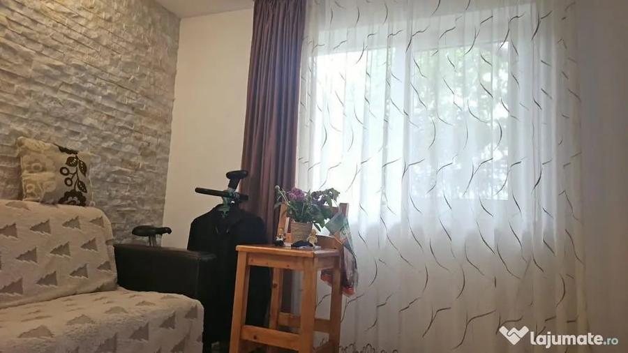 Casă cu 3 camere cu Teren 850 Mp în Pechea