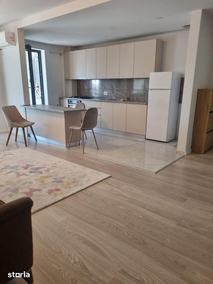 Apartament cu 3 camere în Nord