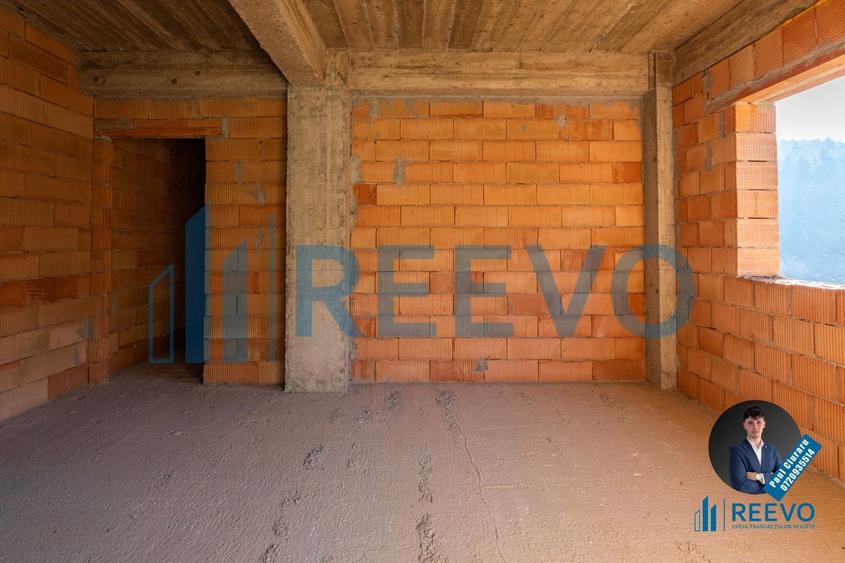 Pensiune/Vilă la roșu P+E+M în Sărata - 21