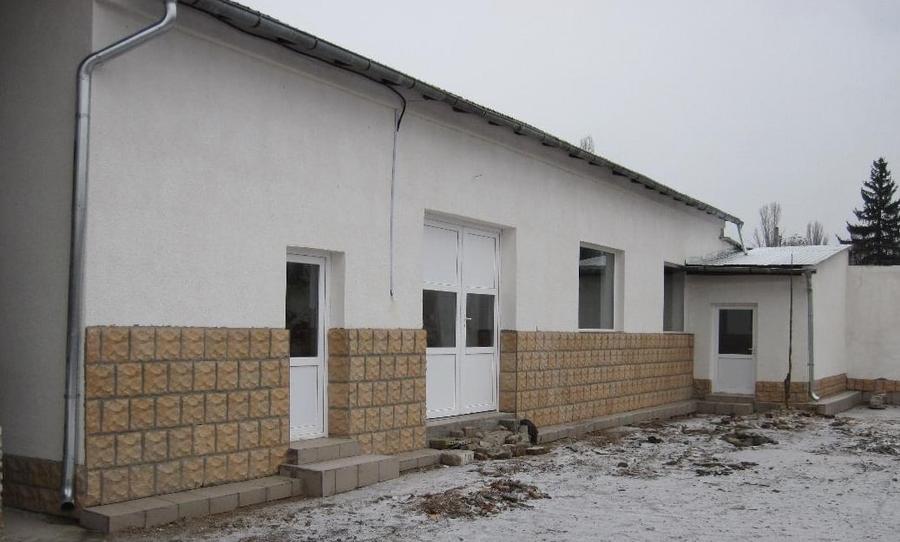 2 Spatii firma, productie, birouri(170+120mp) | Giulesti | curte 500 mp - 10