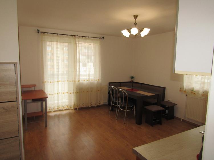 De închiriat apartament 2 camere + living | Sibiu, zona Cedonia, str. Roșiorilor - 31