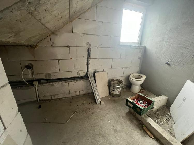 Casa individuala, pe 2 nivele, 110mp utili,500mp teren, zona Chinteni - 5