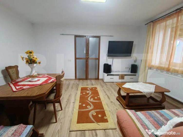 Casa cu 3 camere ?i teren in suprafa?a de 2000 mp - 2