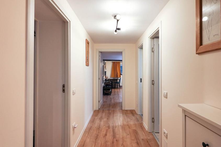 Apartament cu 3 camere la casa | Curte 130 mp | Zona Grivitei strada Vulcan - 12