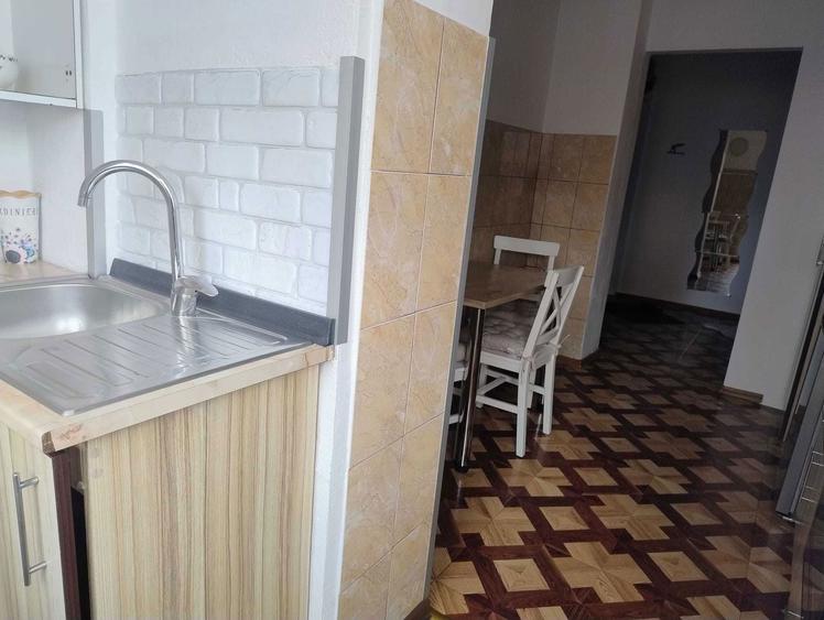 Inchiriez apartament 2 camere Brasov - 1