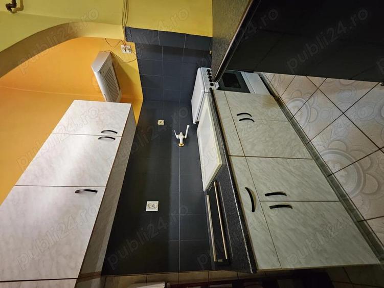 Proprietar, vand ap 2 camere Arad, ultra-central, etaj 1, mobilat si utilat - 3