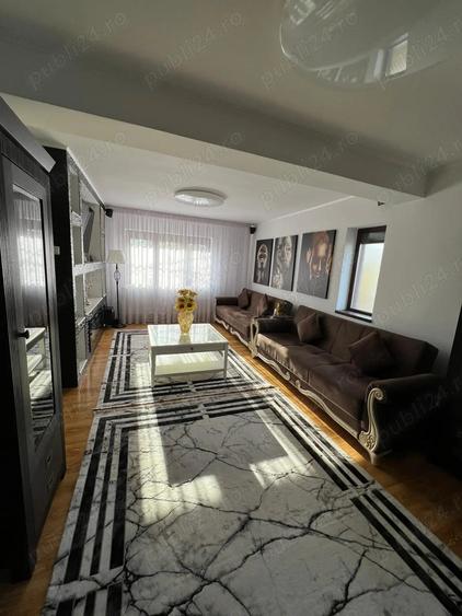 Casa de vanzare + 2 spa?ii comerciale func?ionale + foi?or acoperit - 2