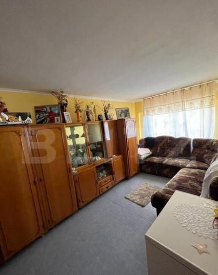 Apartament de vanzare , 70 mp , Zona Carpati 2 - 1