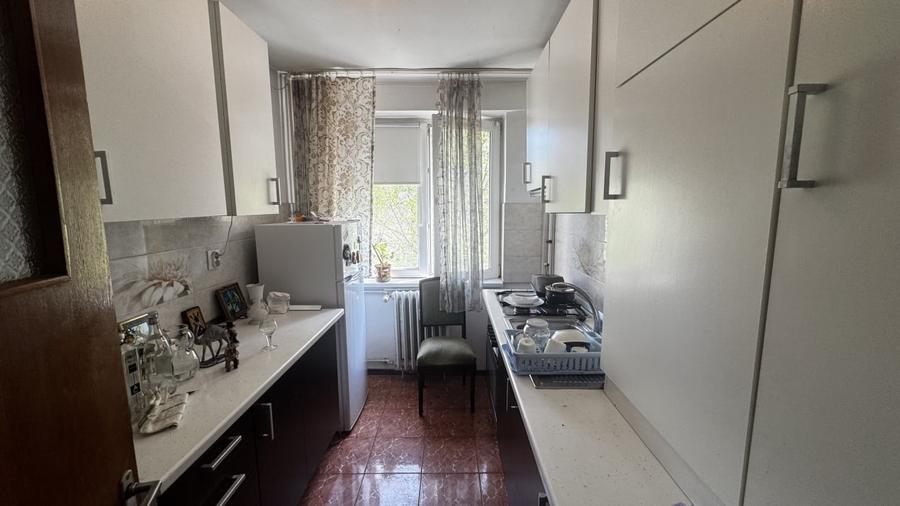 Vânzare apartament de 2 camere Titan- metrou 1 Decembrie 1918 - 5