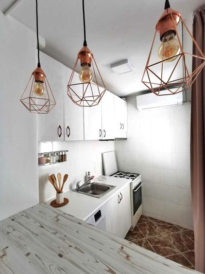 Inchiriez garsoniera langa Metrou Titan (1 minut). - 5