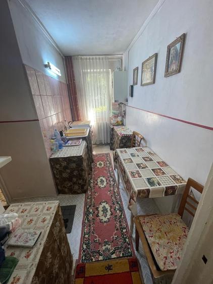 De vanzare apartament 2 camere  in Dambu re str. Cehlau - 2