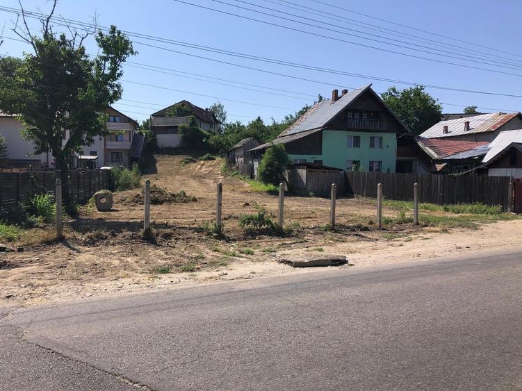 Teren 1000 mp, intravilan, deschidere 25 ml - stradal - Stafanesti - 5