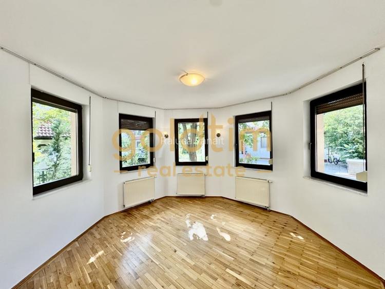 VILA INDIVIDUALA/TEREN LIBER 710 MP/ GARAJ/ ANSAMBLU SECURIZAT
