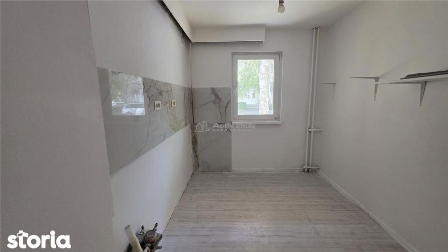 Apartament 3 decomandat, parter - Valea Rosie - 1