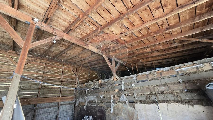 Hale pentru depozitare(lemn si metalica) in zona Giulesti - 1