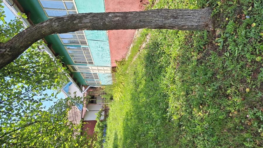 Casa cu teren aferent - 1