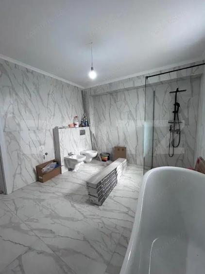 Apartament 3 camere , etaj 3 - 2 locuri de parcare - 2 terase - 6