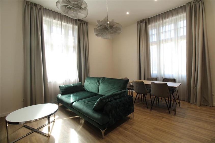 Apartament 2 camere, ultracentral, parcare,Napoca, Piata Unirii - 2