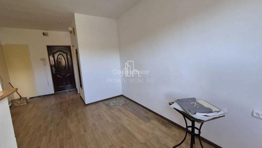 Apartament 1 cameră, etaj2/4, Zona 7 Noiembrie, UMFST Apartament 1 cameră, etaj2/4, Zona 7 Noiembrie, UMFST
