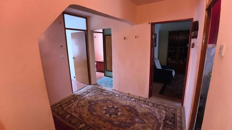 Apartament de vanzare in Lupeni - 2