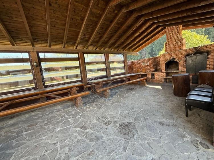 Pensiune cu 14 camere de vânzare Bucovina lângă pârtia Pojorata Malini - 16