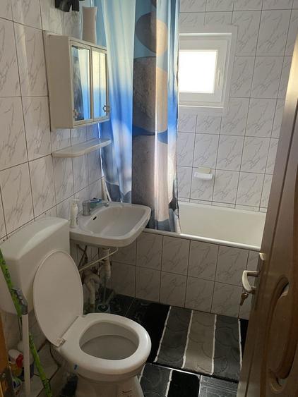 Inchiriez Apartartament cu o camera Slanic Moldova - 4