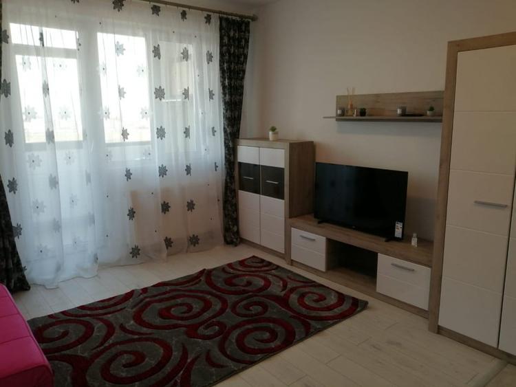 Inchiriere Garsoniera Dubla Decomandata Militari Residence - 1