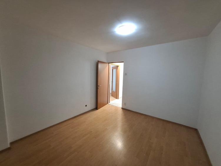 3 Camere | 2 Bai | Spatios | Luminos | Mutare Imediata | - 4