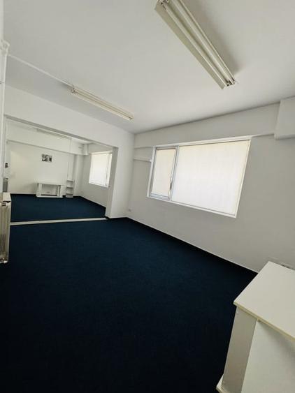 De Inchiriat Cladire Birouri stradal, Ideal sediu, Clinica, Birouri, Showroom - 14