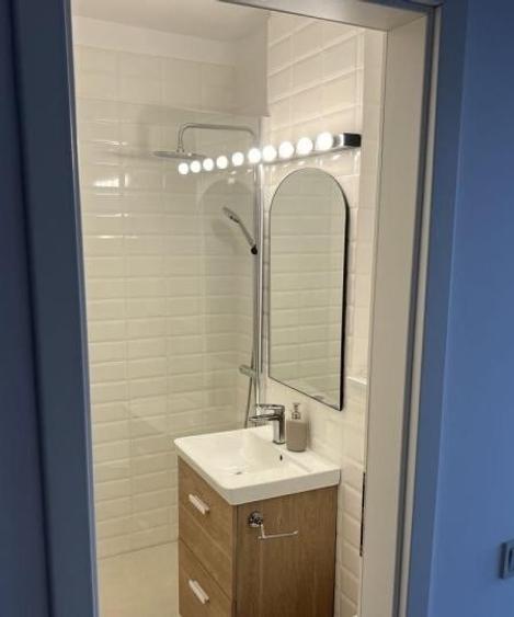 Apartament cu 2 camere decomandat, mobilat în Dristor
