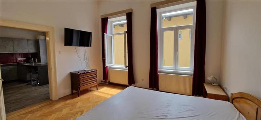 Apartament ultracentral - 1