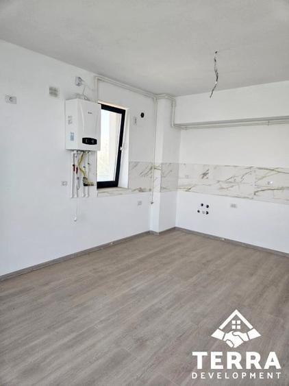 Apartament 2 camere - Mamaia, zona Cazino, vedere superba catre lac! Comision 0% - 6