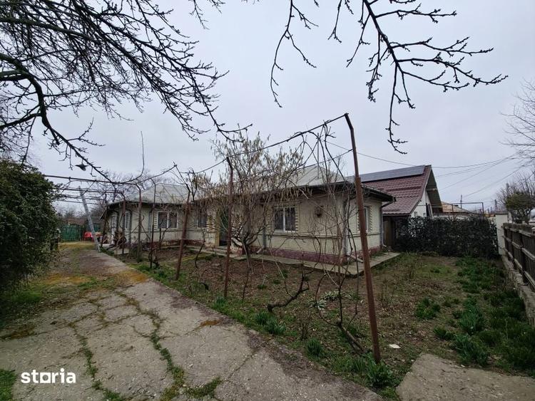 Casă cu 5 camere cu Teren 1401 Mp în Amara