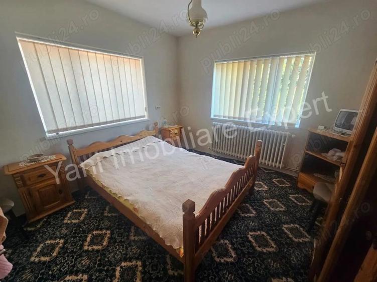 Casa + 6100 mp teren de vanzare in comuna Cepari, sat Urluie?ti, jude? Arge?. - 20